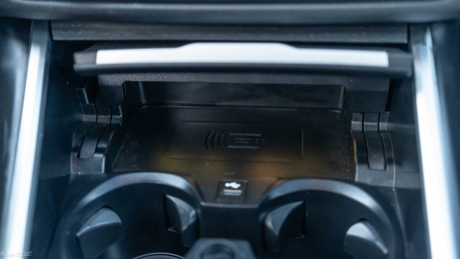 Thumbnail: 2025 BMW 3 Series - 32