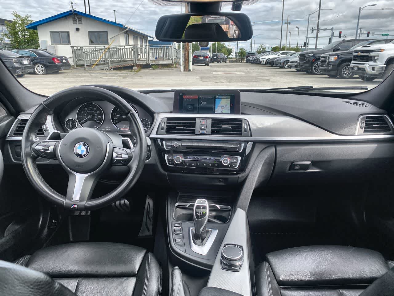 Thumbnail: 2018 BMW 3 Series - 2