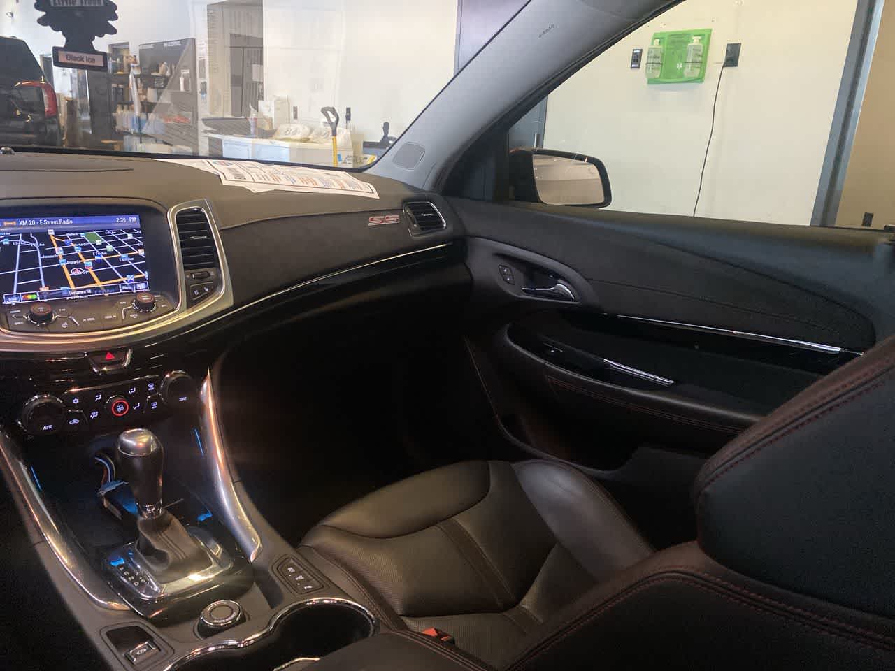 Thumbnail: 2016 Chevrolet  - 3