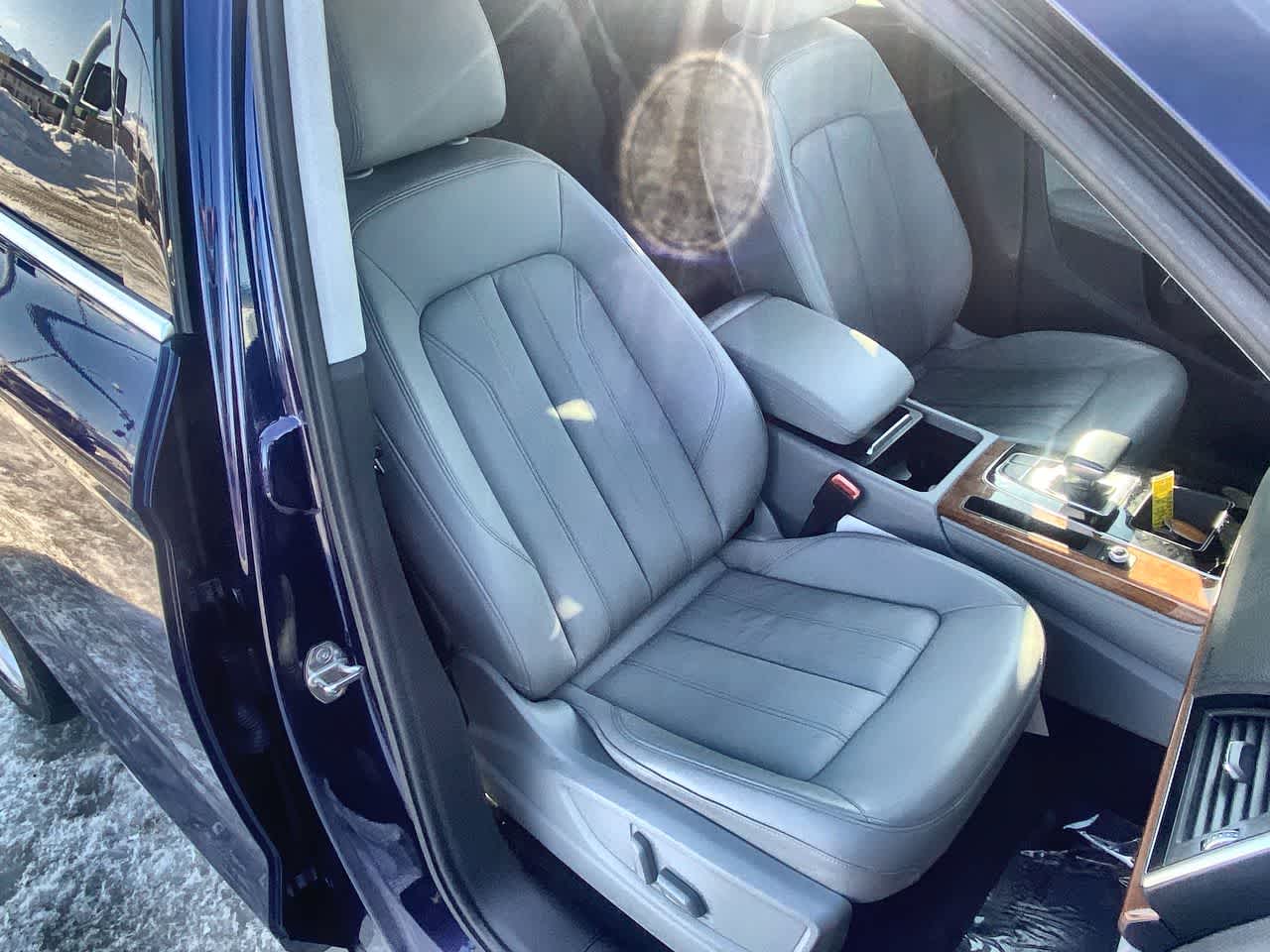 Thumbnail: 2022 Audi Q5 - 25