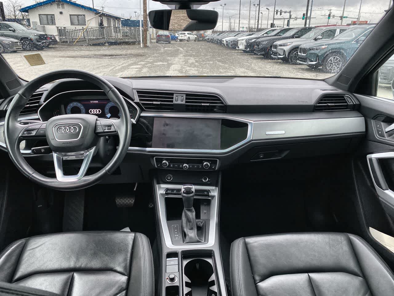 Thumbnail: 2022 Audi Q3 - 2