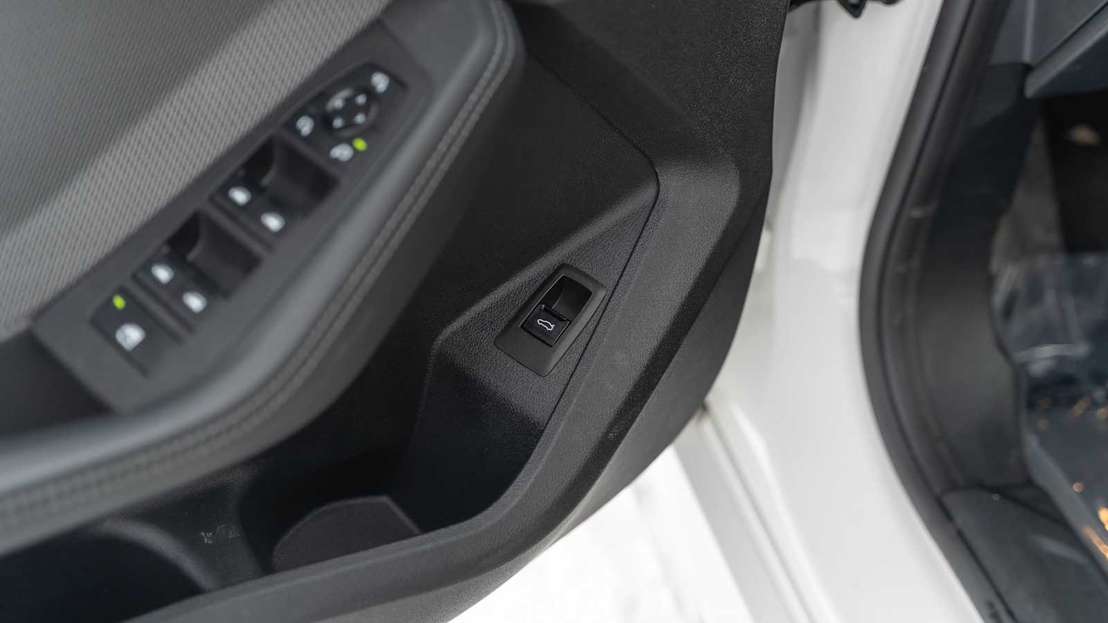 Thumbnail: 2025 BMW 2 Series - 42