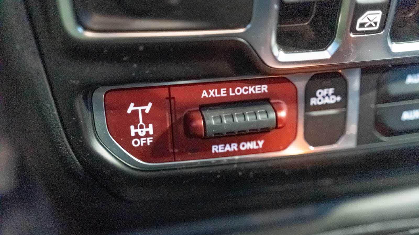 Thumbnail: 2024 Jeep Wrangler - 30