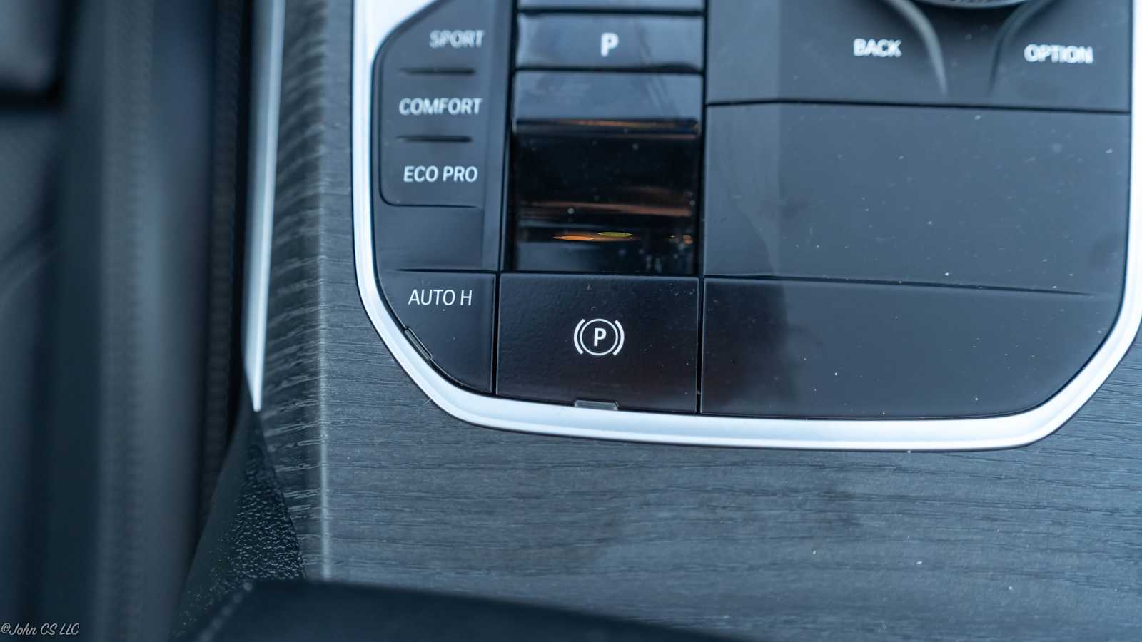 Thumbnail: 2025 BMW 3 Series - 36