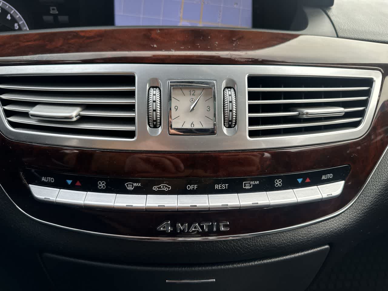 2012 Mercedes-Benz S-Class S 550 11