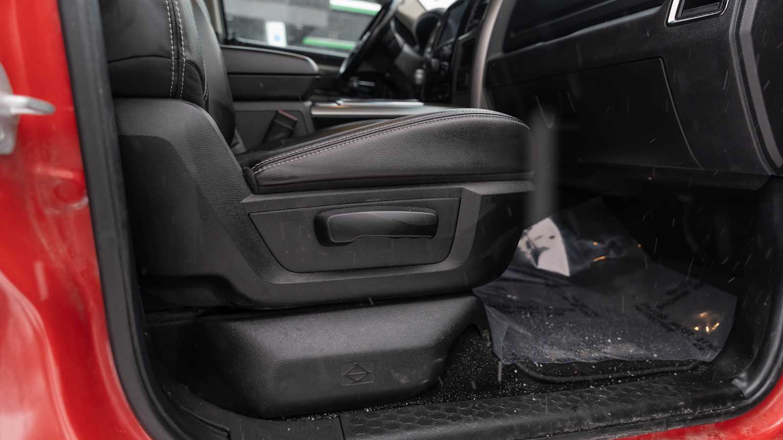 Thumbnail: 2014 RAM 1500 - 26