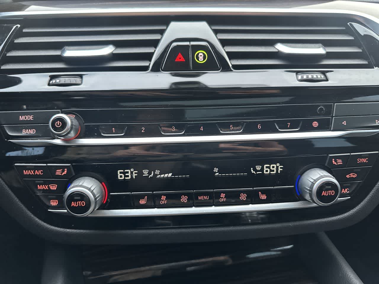 Thumbnail: 2022 BMW 5 Series - 13