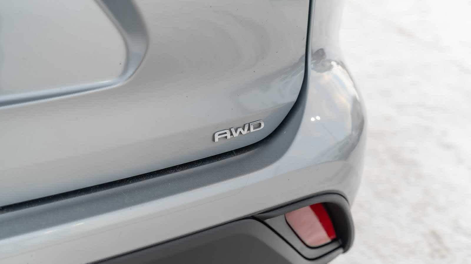 Thumbnail: 2022 Toyota Highlander - 5