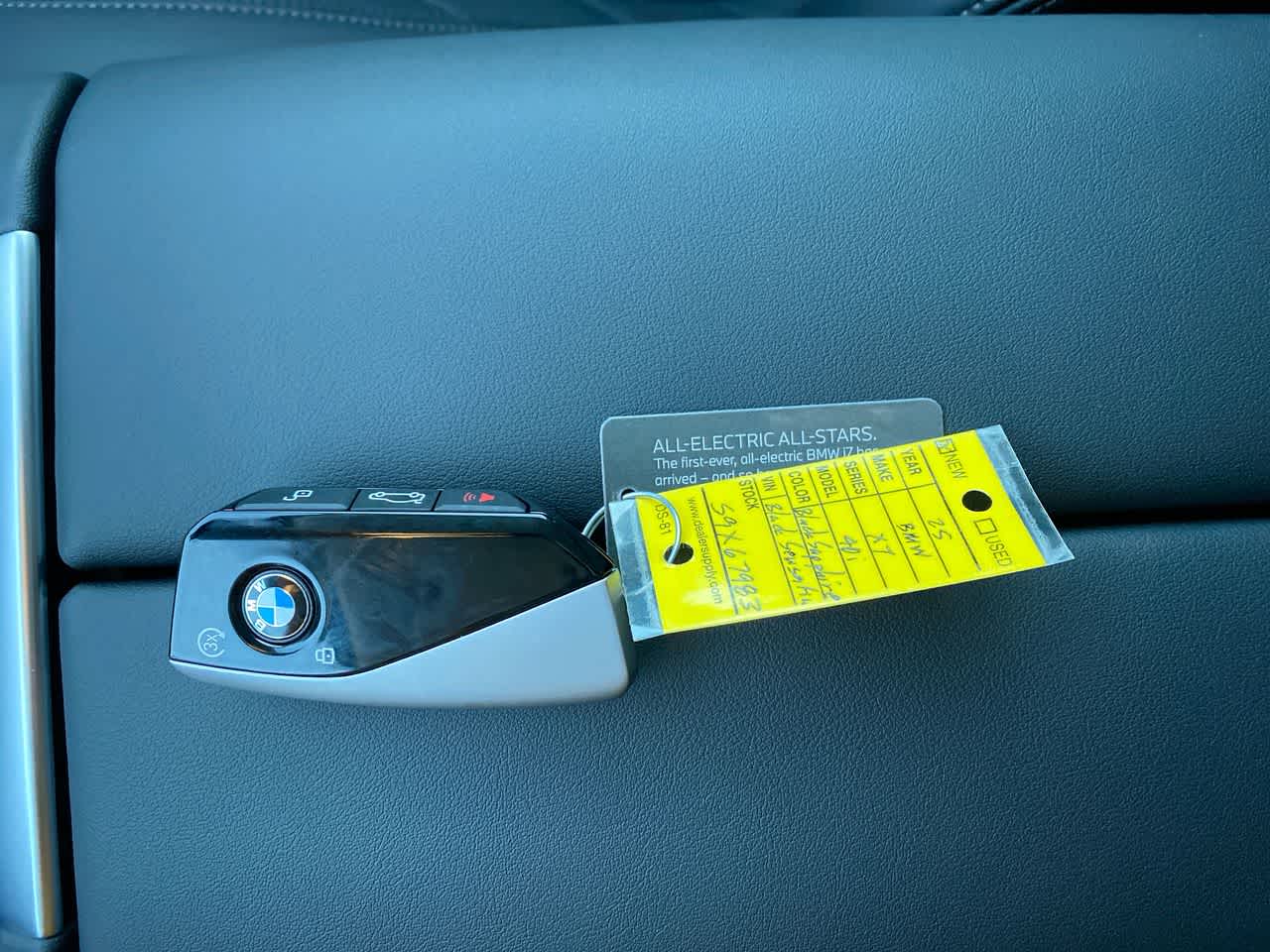 Thumbnail: 2025 BMW X7 - 22