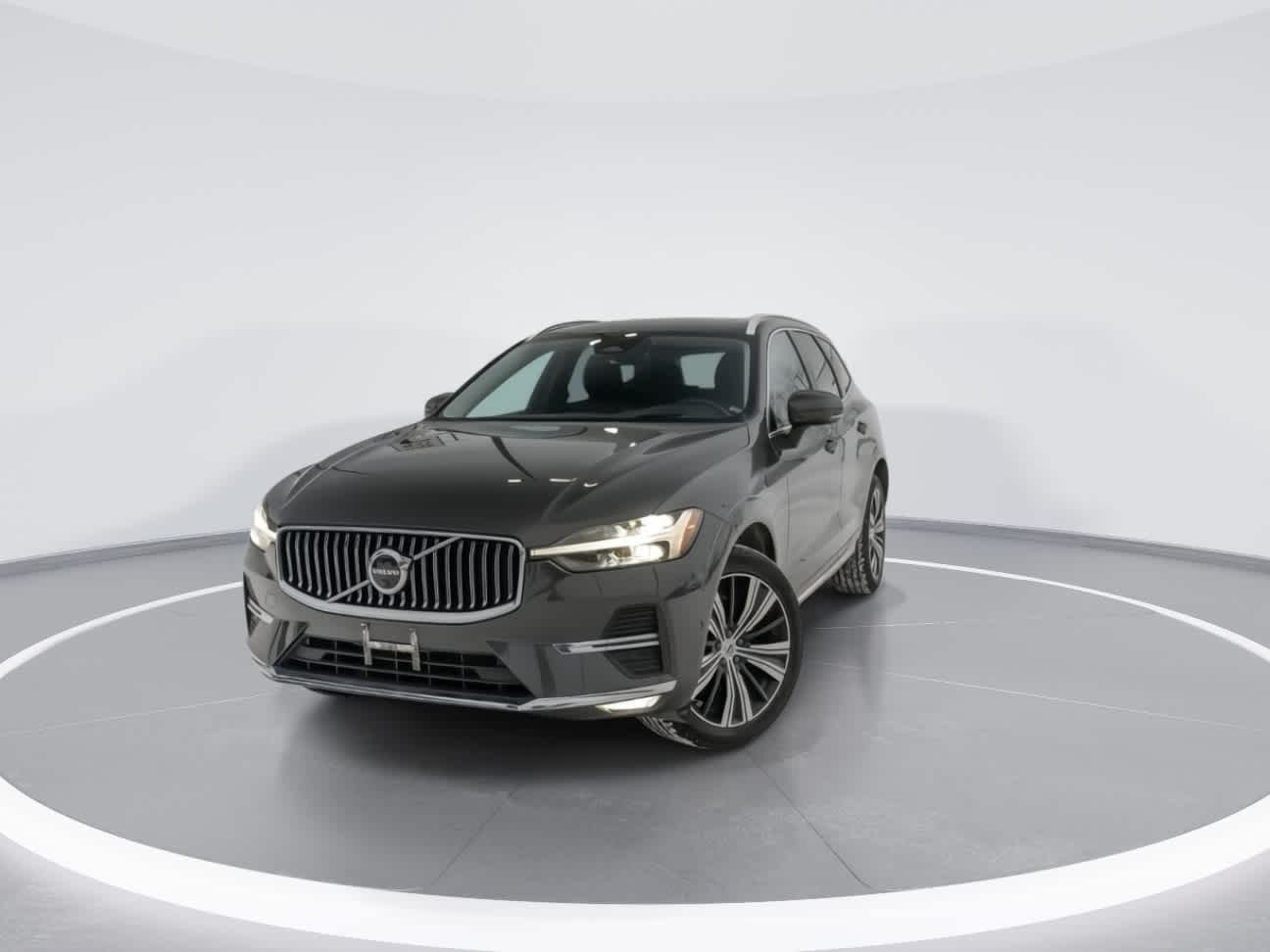 Thumbnail: 2022 Volvo XC60 - 1