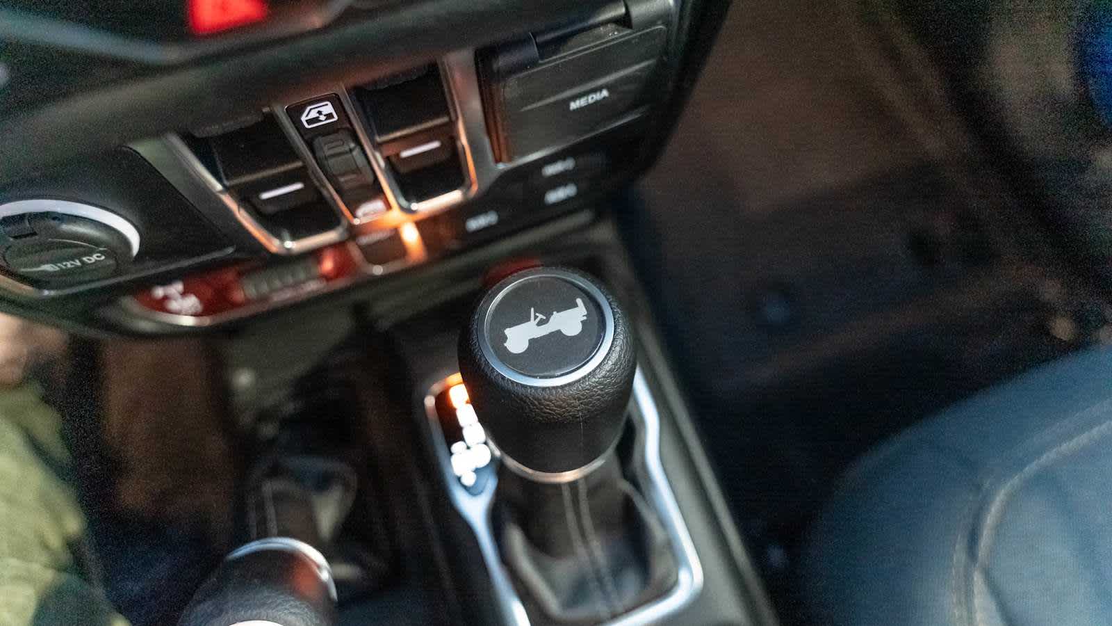 Thumbnail: 2024 Jeep Wrangler - 44