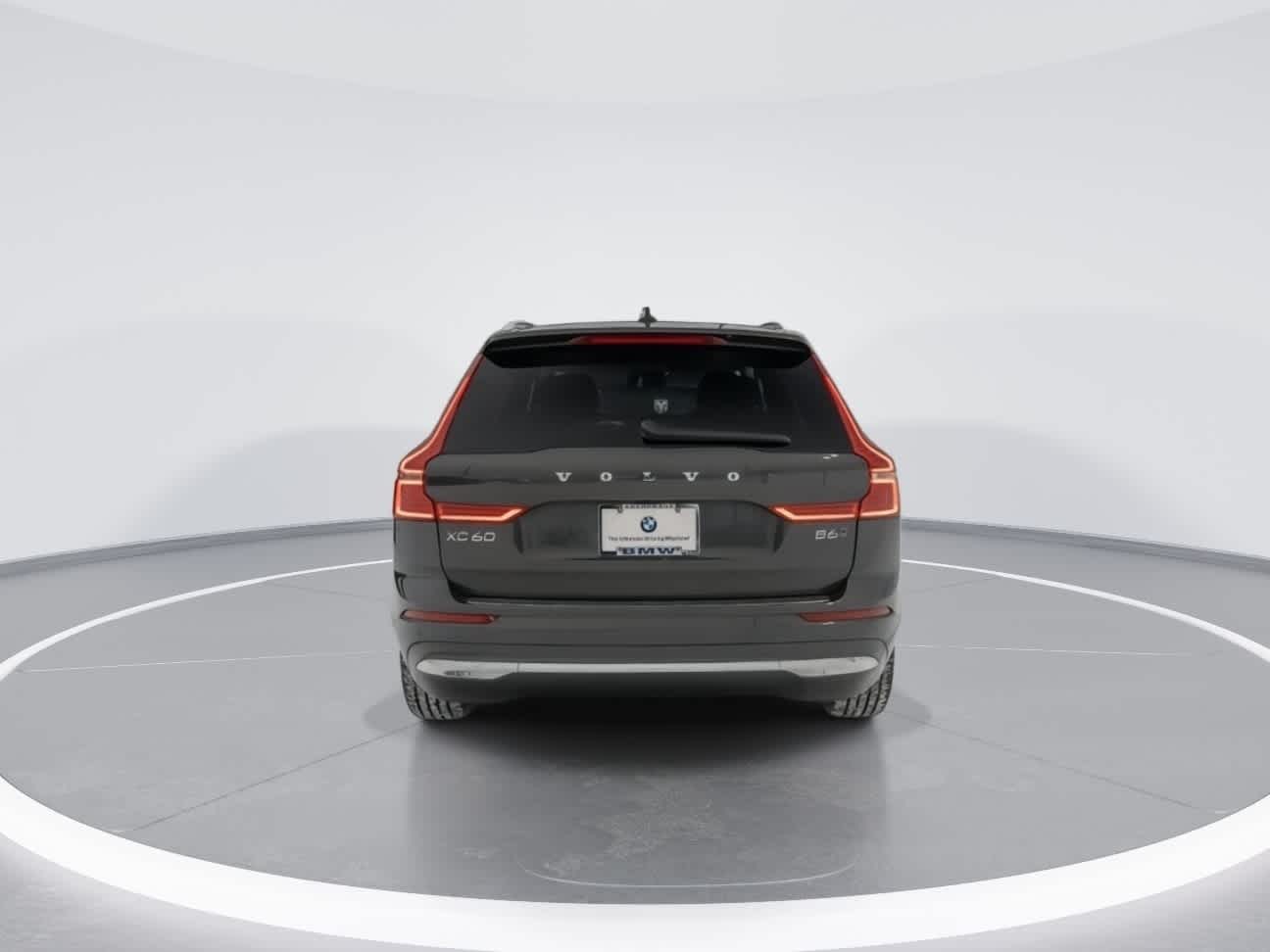 Thumbnail: 2022 Volvo XC60 - 5
