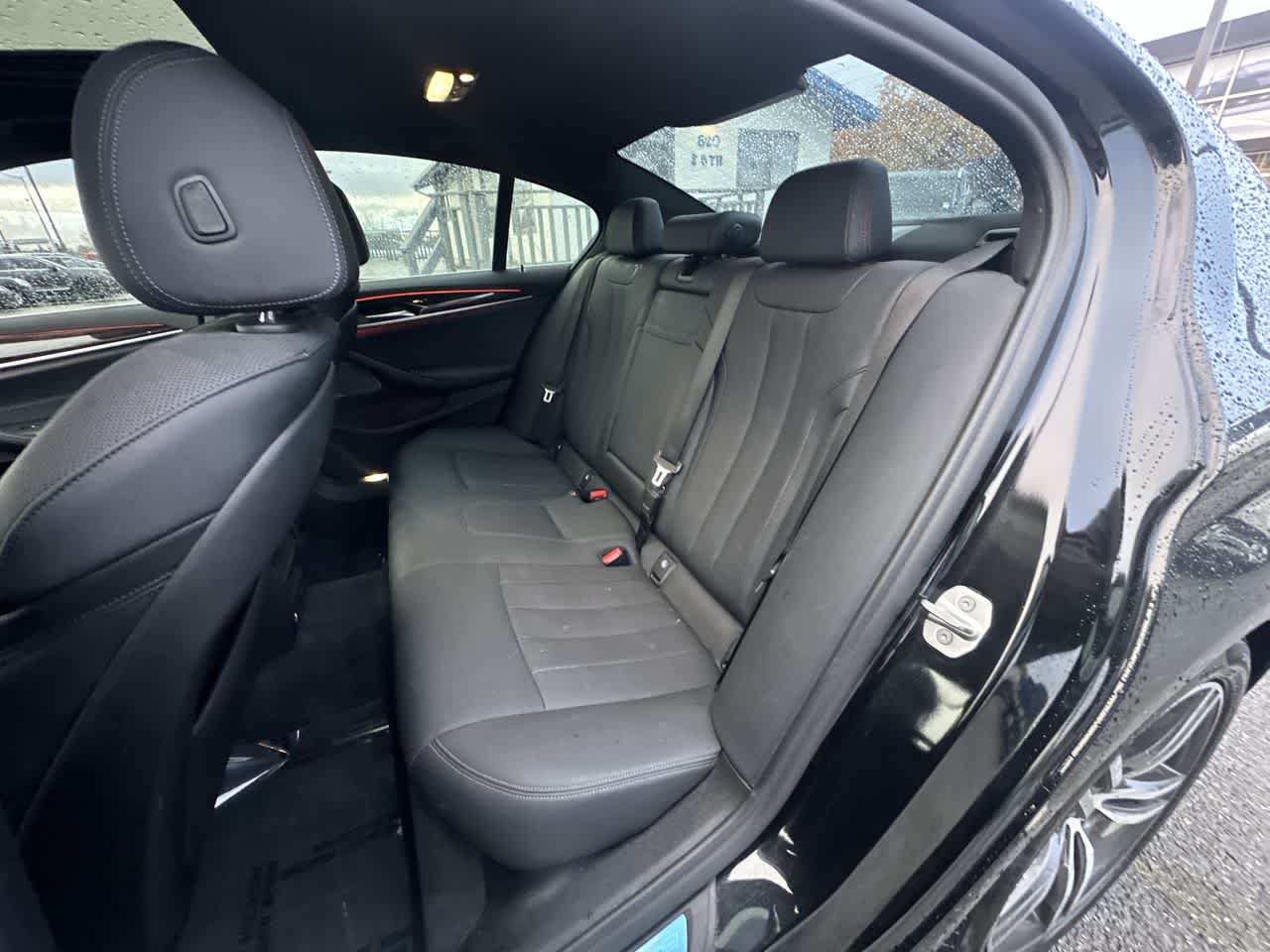 Thumbnail: 2022 BMW 5 Series - 16