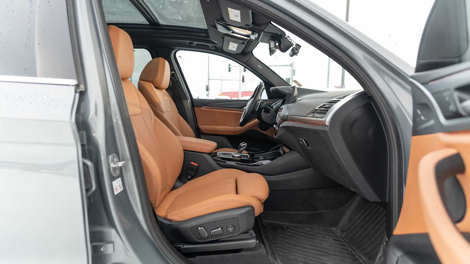 Thumbnail: 2024 BMW X3 - 13