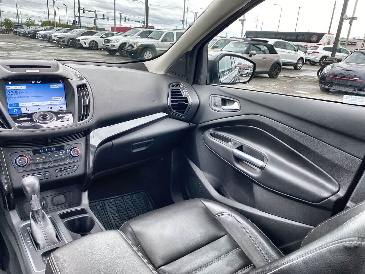 Thumbnail: 2017 Ford Escape - 3