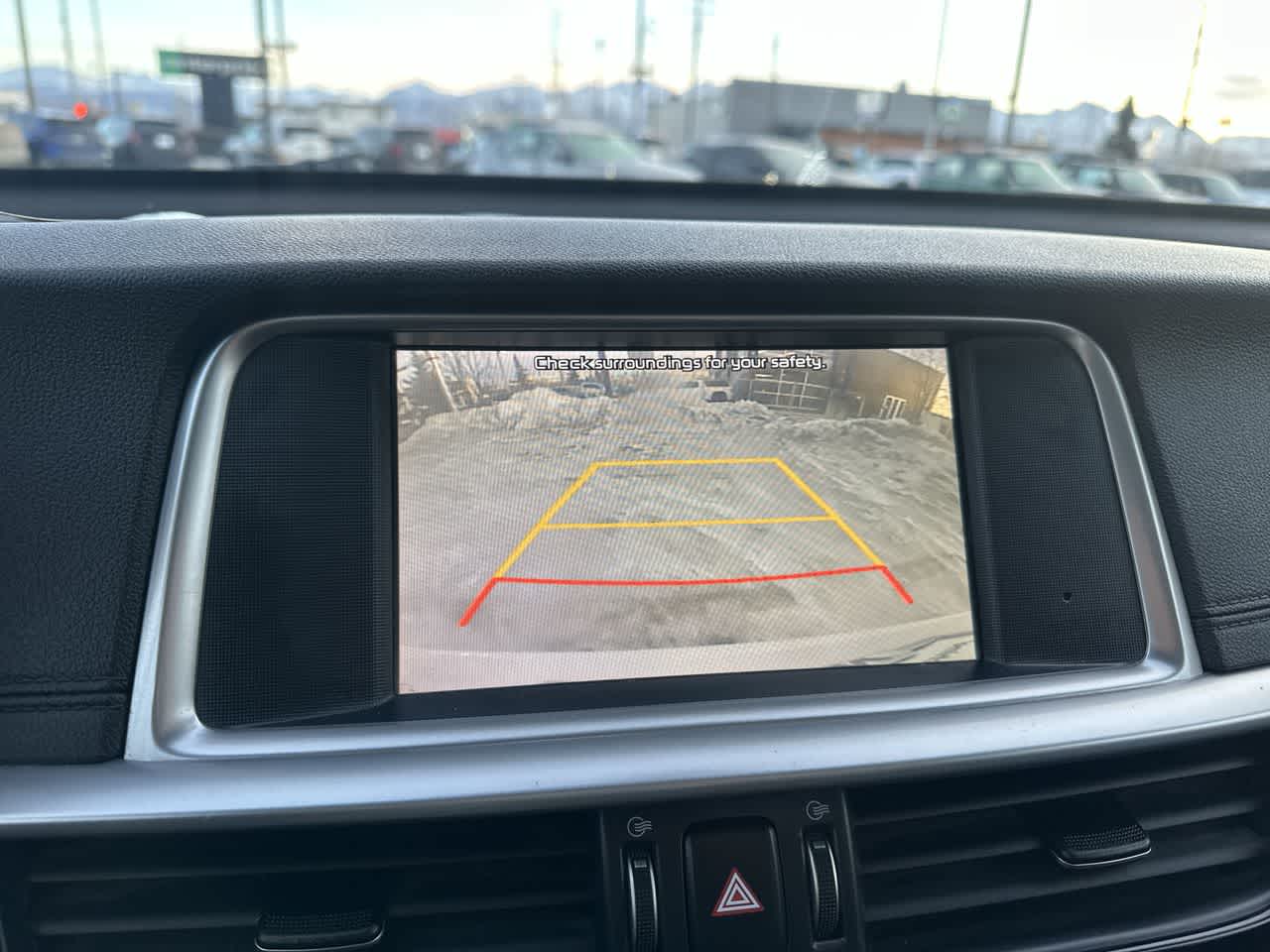 Thumbnail: 2020 Kia Optima - 10