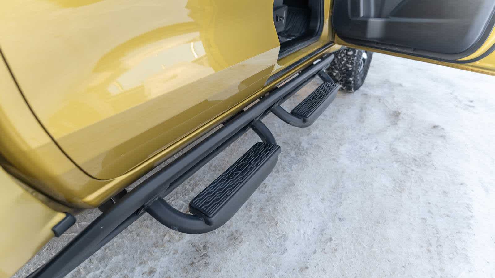 Thumbnail: 2024 GMC Canyon - 32