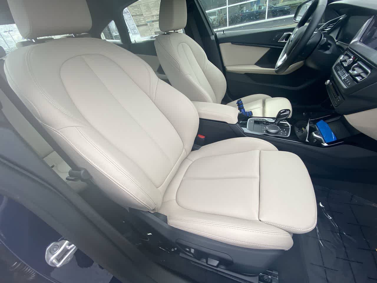 Thumbnail: 2023 BMW 2 Series - 18