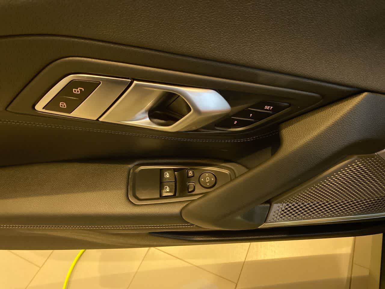 2025 BMW Z4 M40i 6