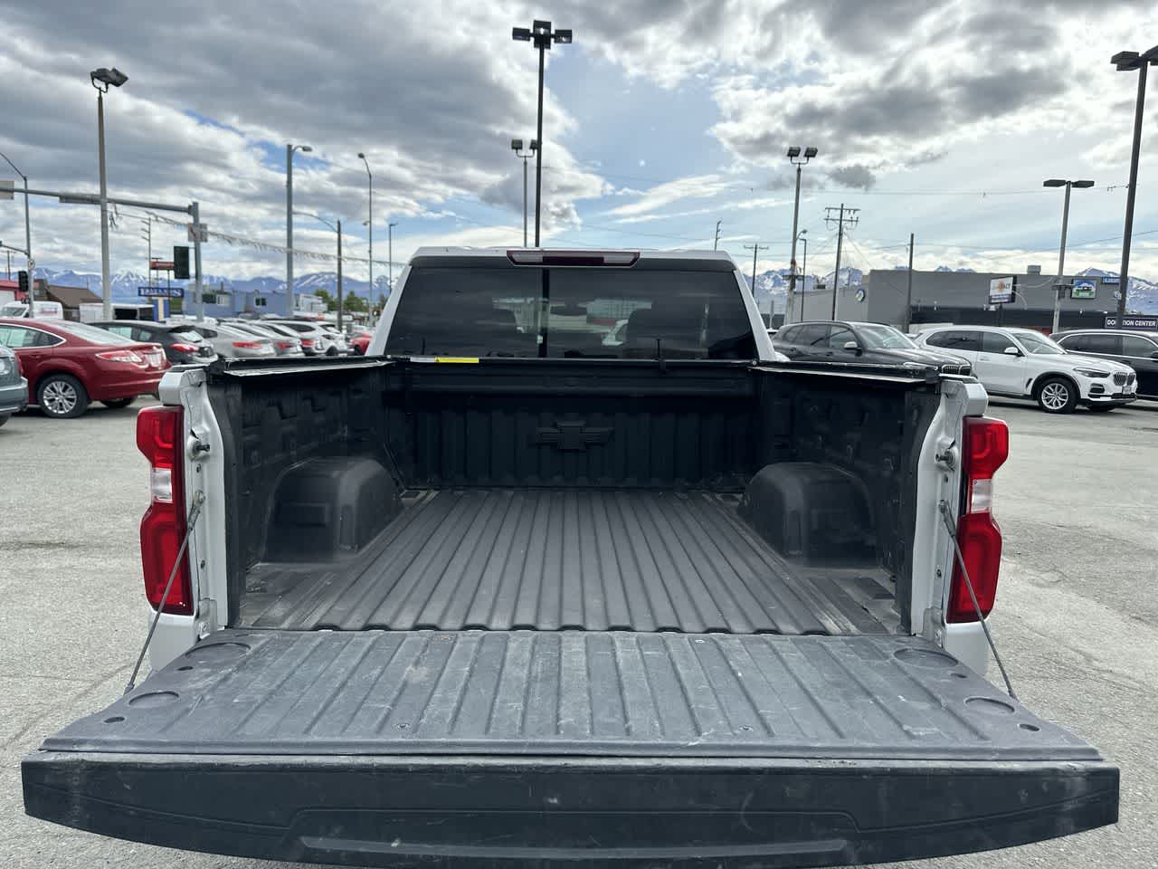 Thumbnail: 2021 Chevrolet Silverado 1500 - 17