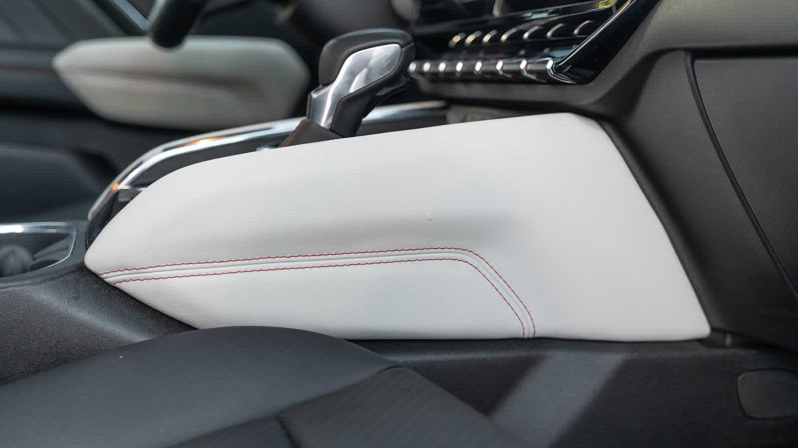 Thumbnail: 2024 GMC Canyon - 34