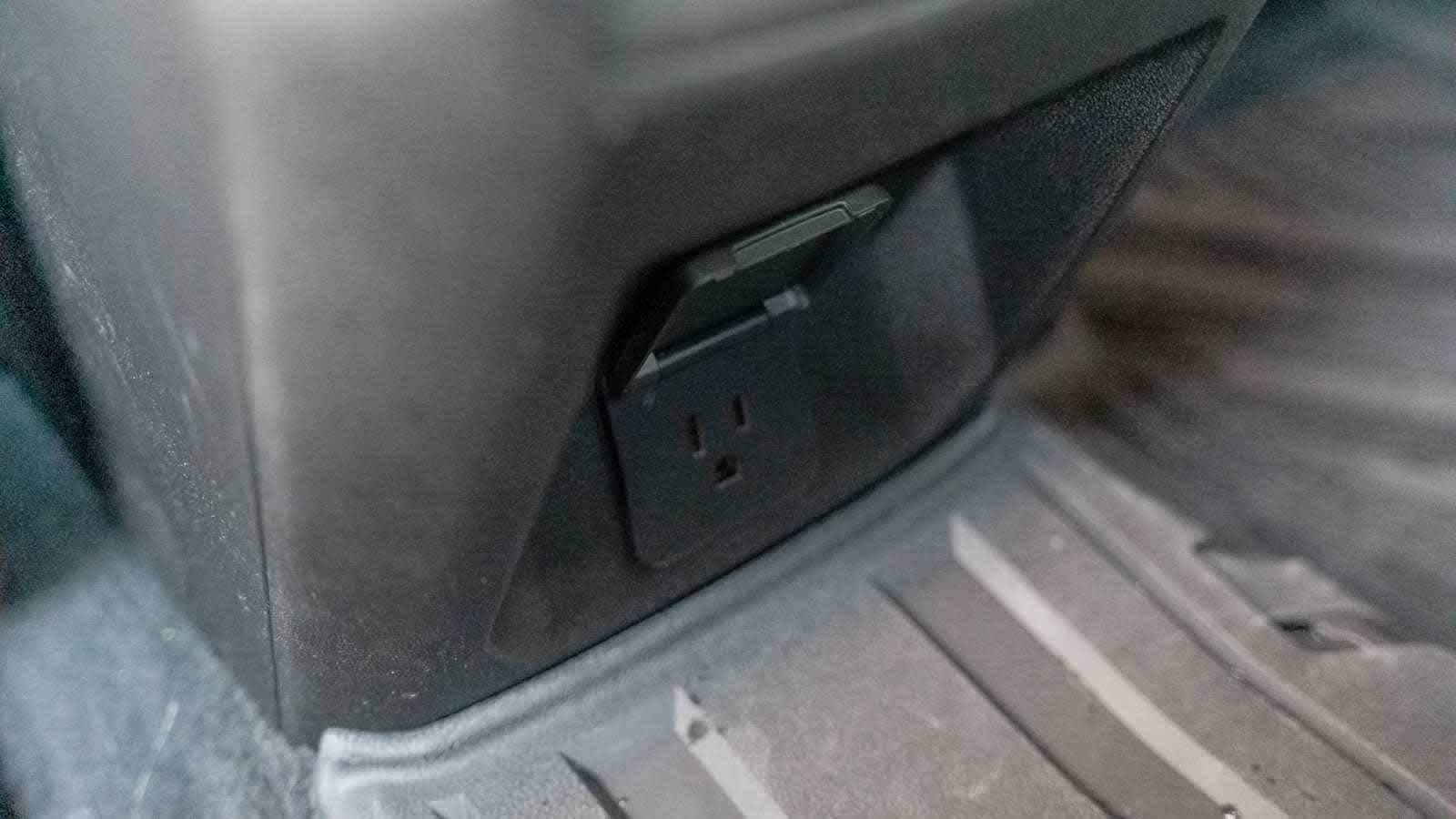 Thumbnail: 2024 GMC Canyon - 46