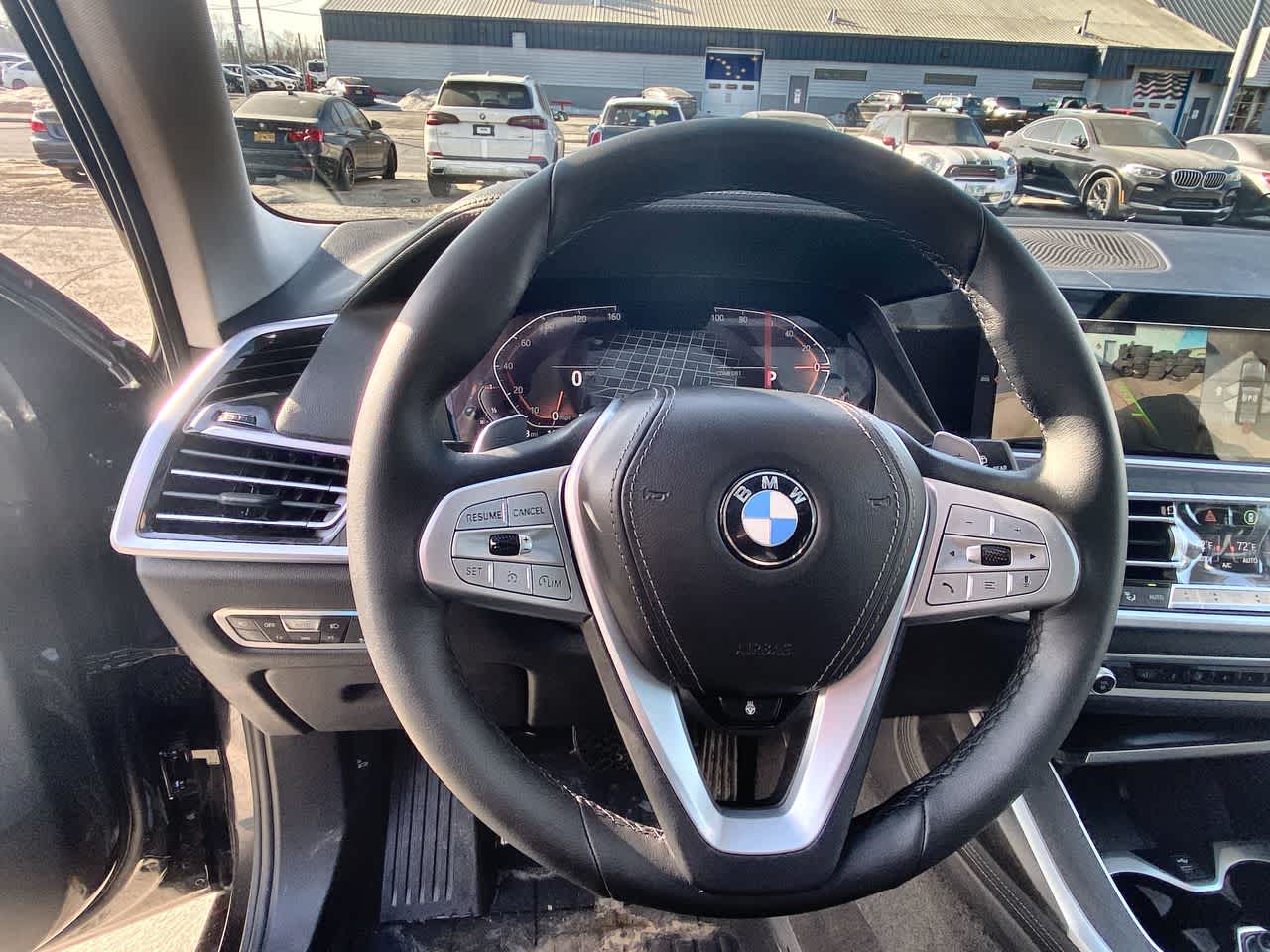 Thumbnail: 2022 BMW X7 - 6