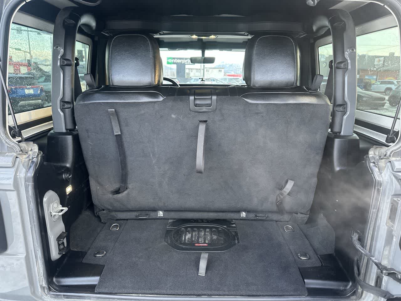 Thumbnail: 2022 Jeep Wrangler - 18