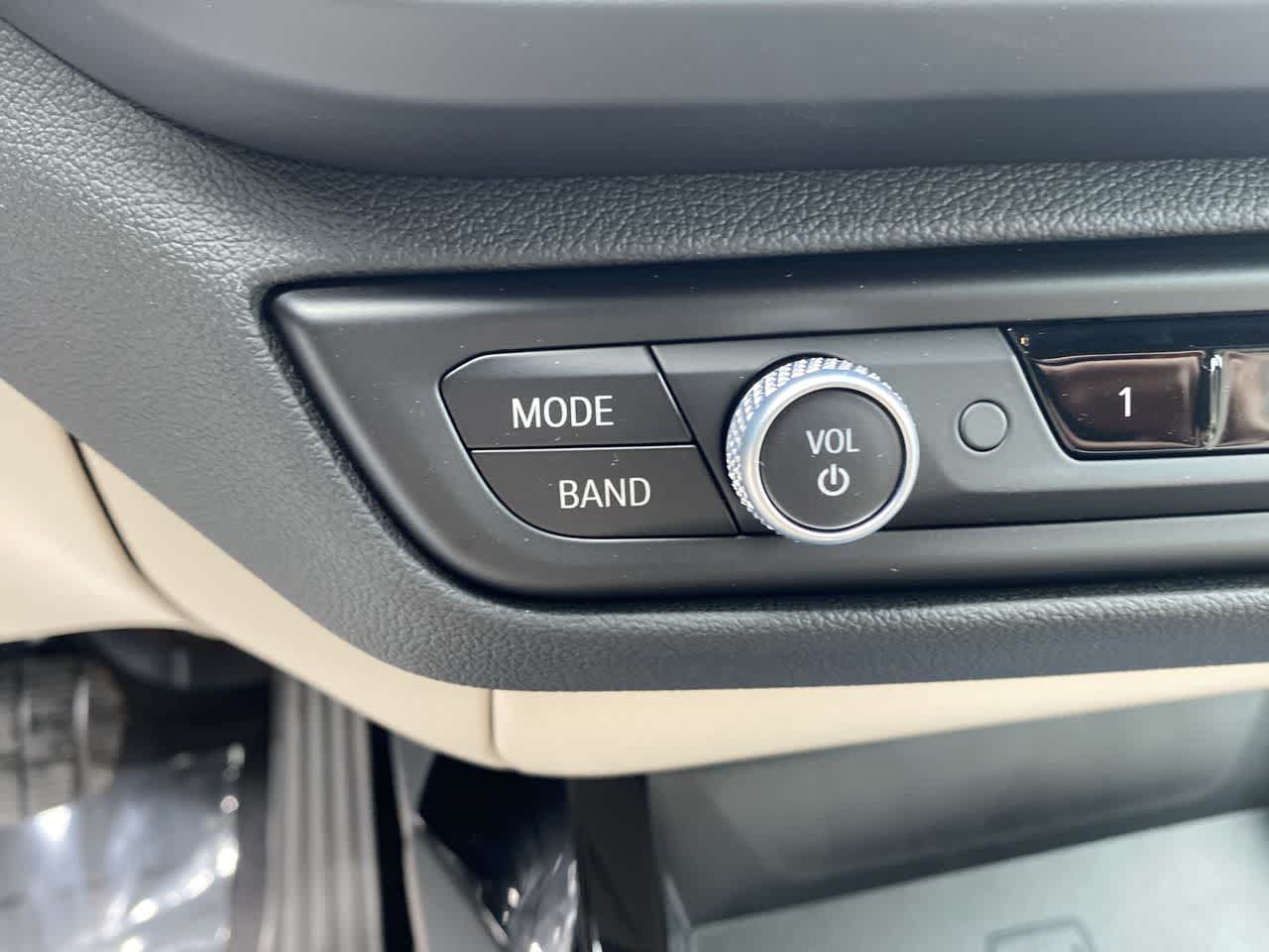 Thumbnail: 2023 BMW 2 Series - 8