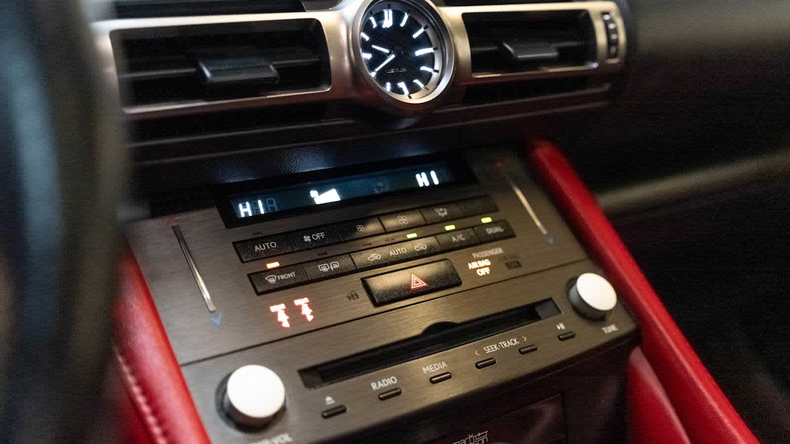 Thumbnail: 2022 Lexus RC - 28