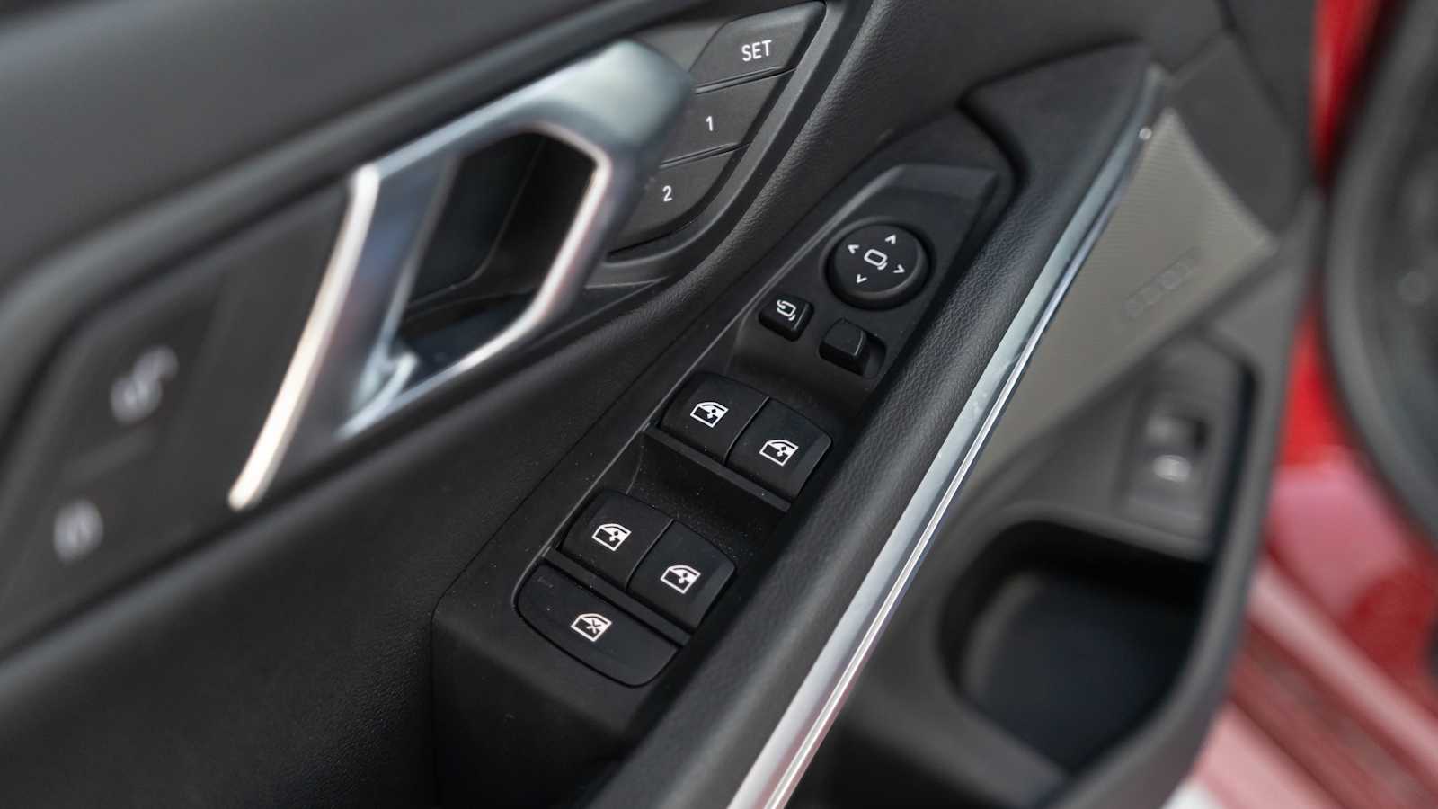 Thumbnail: 2025 BMW 3 Series - 31