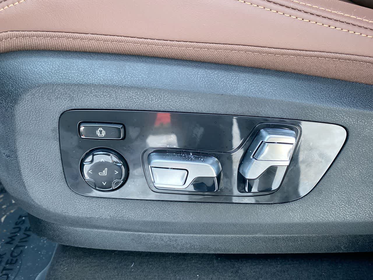 Thumbnail: 2025 BMW X5 - 5