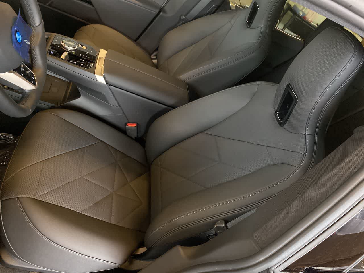 2023 Bmw iX xDrive50i photo 3