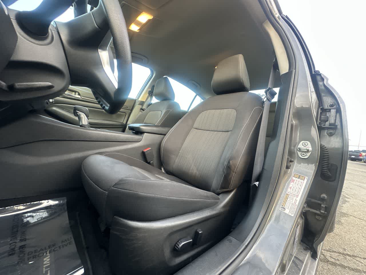 2024 Nissan Altima 2.5 SV photo 4