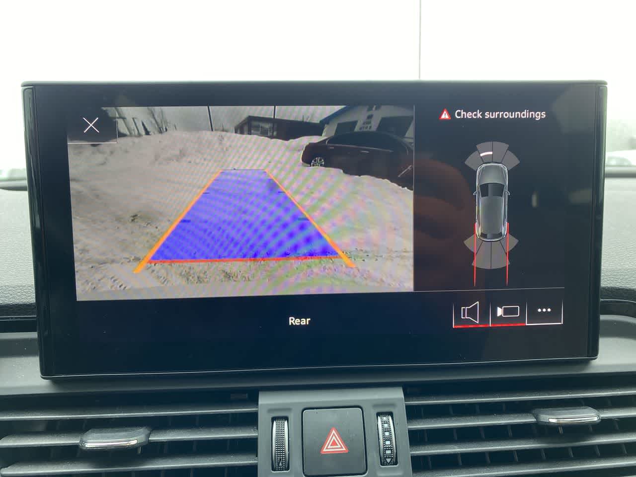 Thumbnail: 2021 Audi Q5 - 16