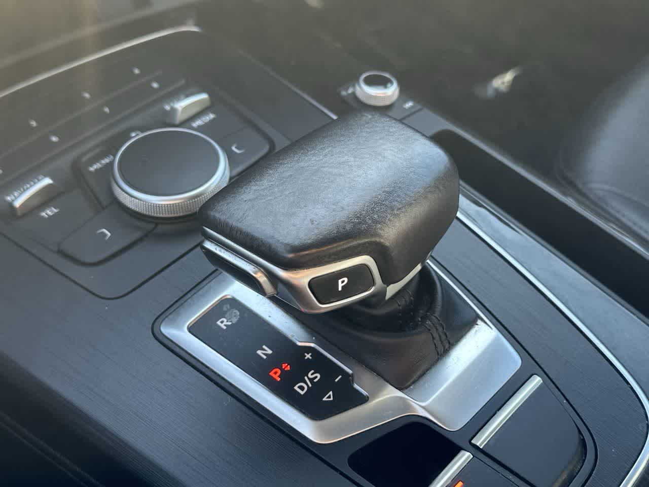 Thumbnail: 2020 Audi Q5 - 13