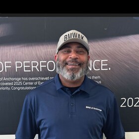 Staff member  Nathaniel Carter II from ID_22b2383248dd