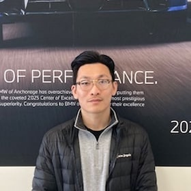 Staff member Jesse Yi from ID_22b2383248dd