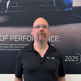Staff member Dwayne Edgeworth from ID_9761d340a451