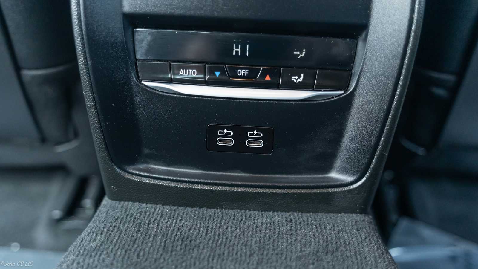 Thumbnail: 2025 BMW 3 Series - 28