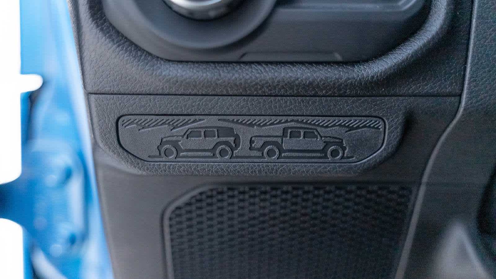 Thumbnail: 2024 Jeep Wrangler - 38