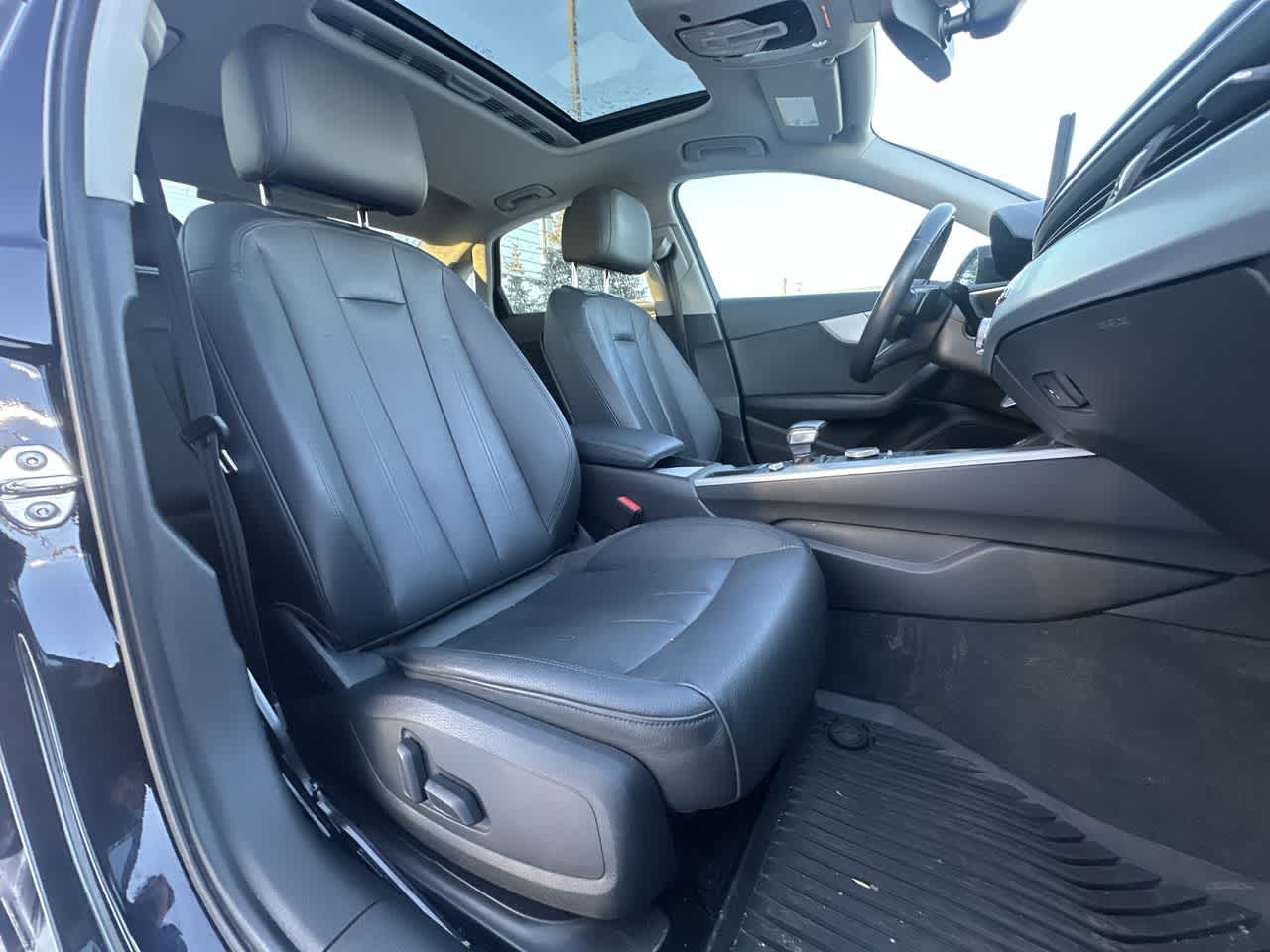 Thumbnail: 2017 Audi A4 - 17