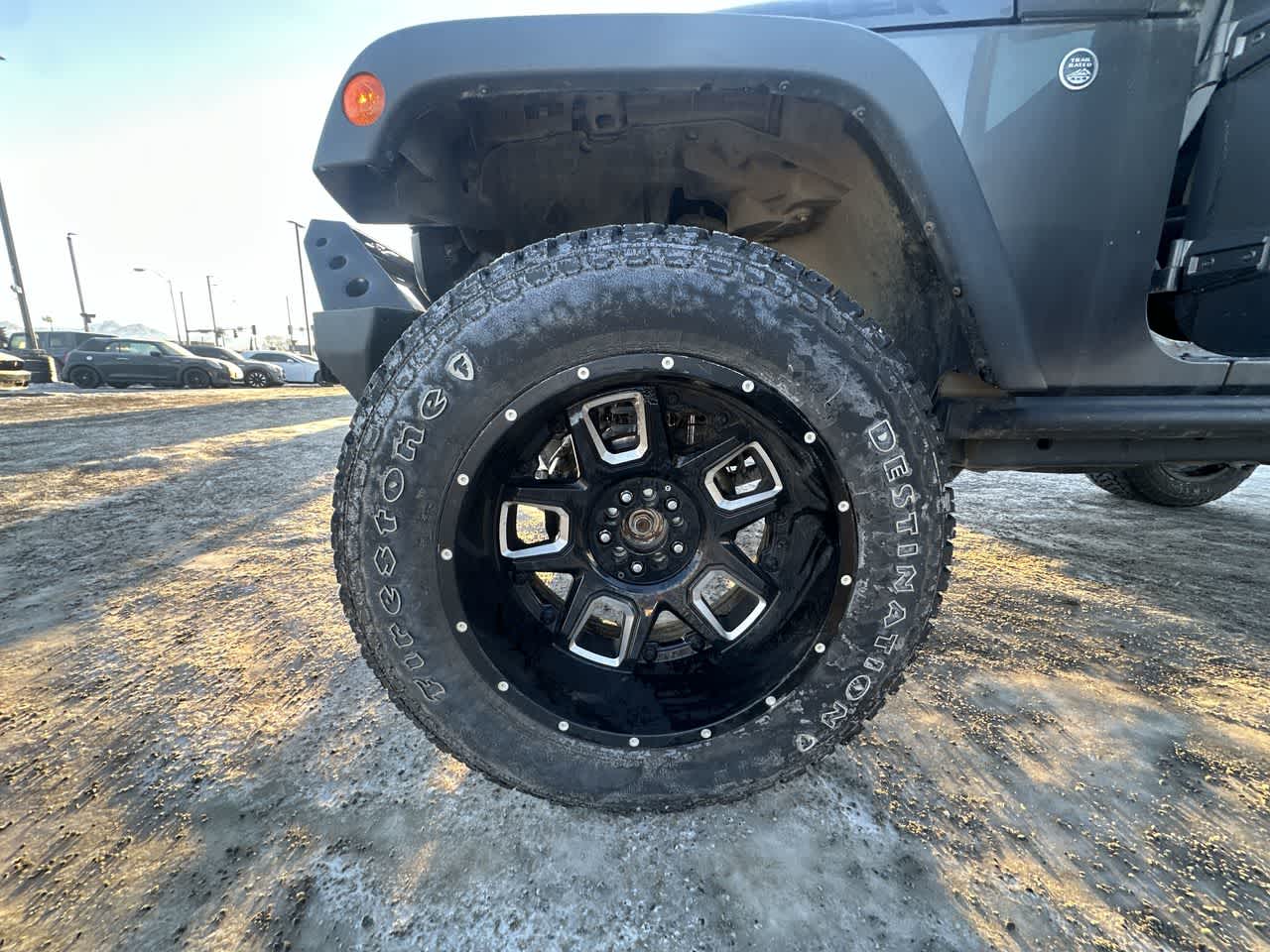 Thumbnail: 2016 Jeep Wrangler - 3