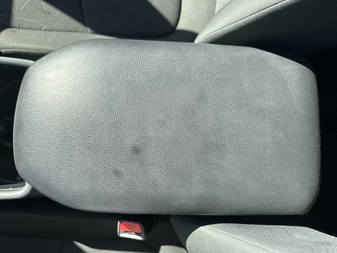 Thumbnail: 2022 Toyota RAV4 - 14