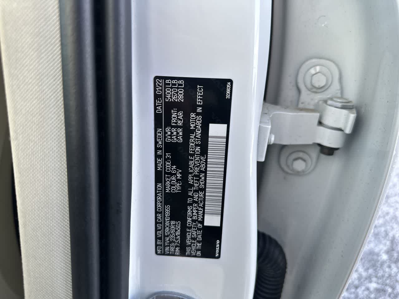 Thumbnail: 2022 Volvo XC60 - 21