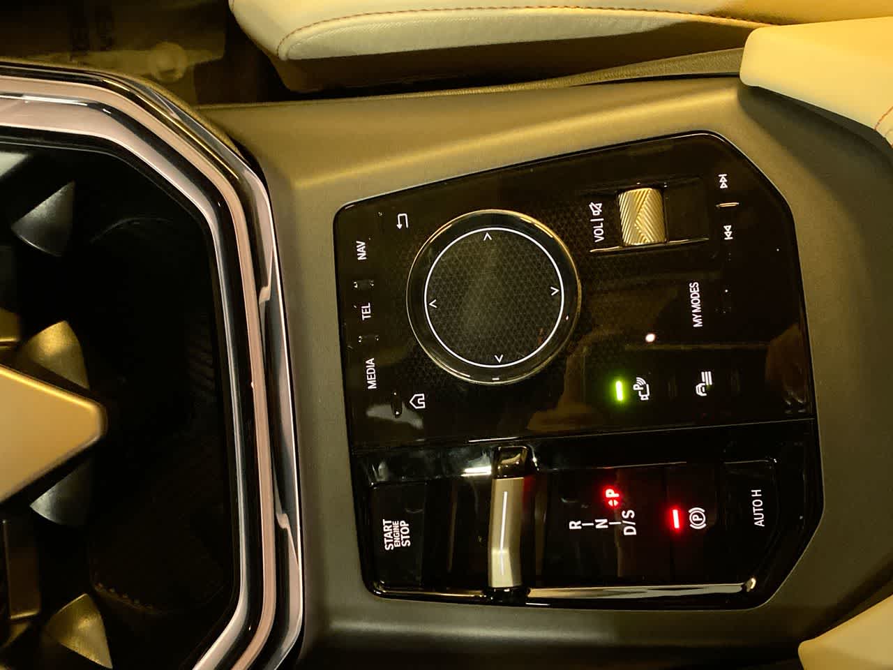 Thumbnail: 2025 BMW X3 - 14
