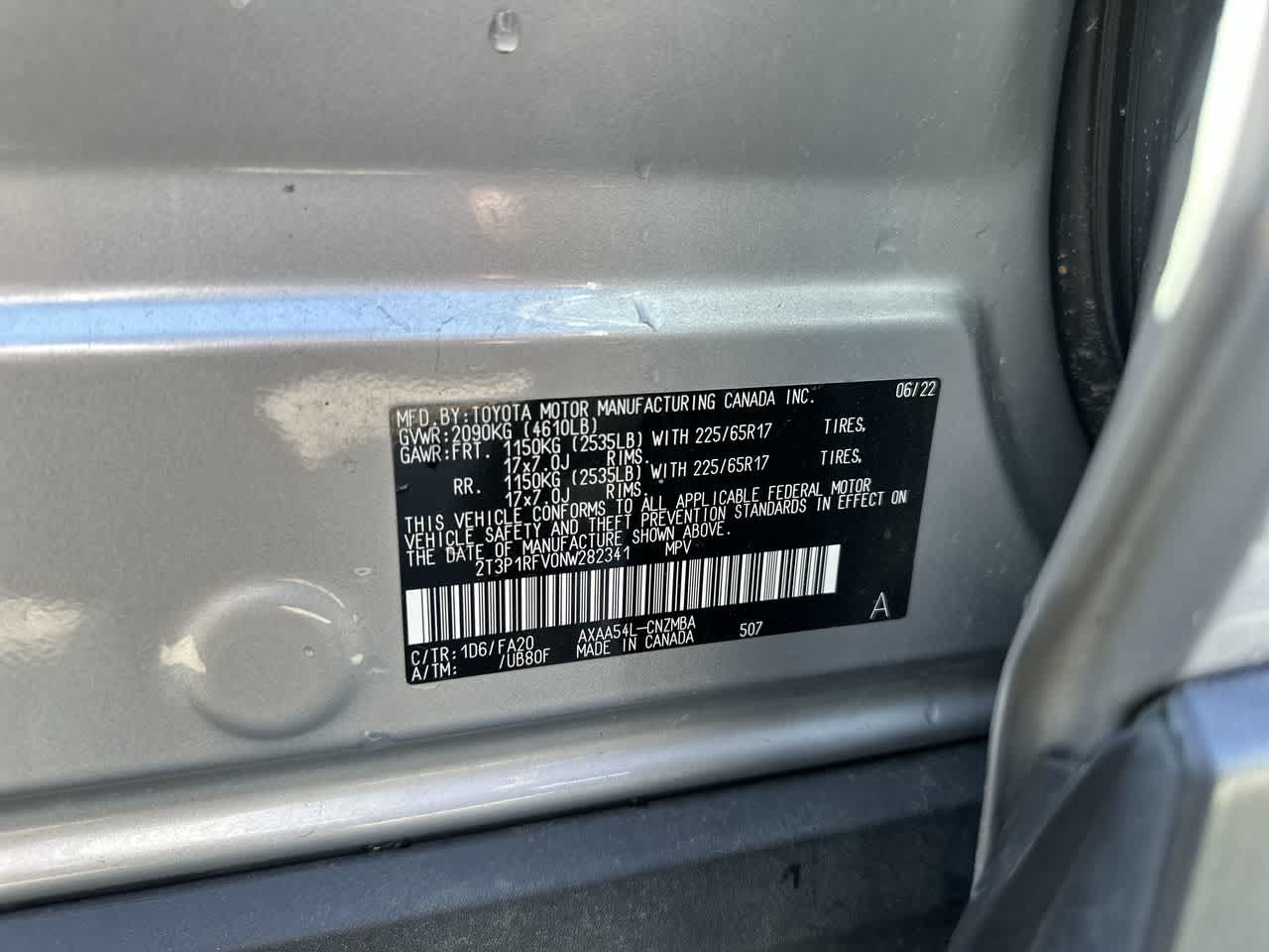 Thumbnail: 2022 Toyota RAV4 - 21