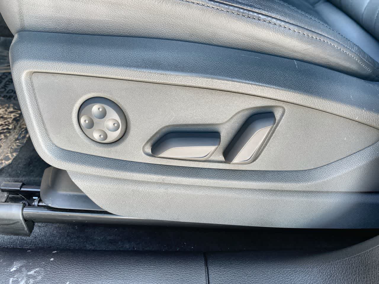 Thumbnail: 2022 Audi Q5 - 11