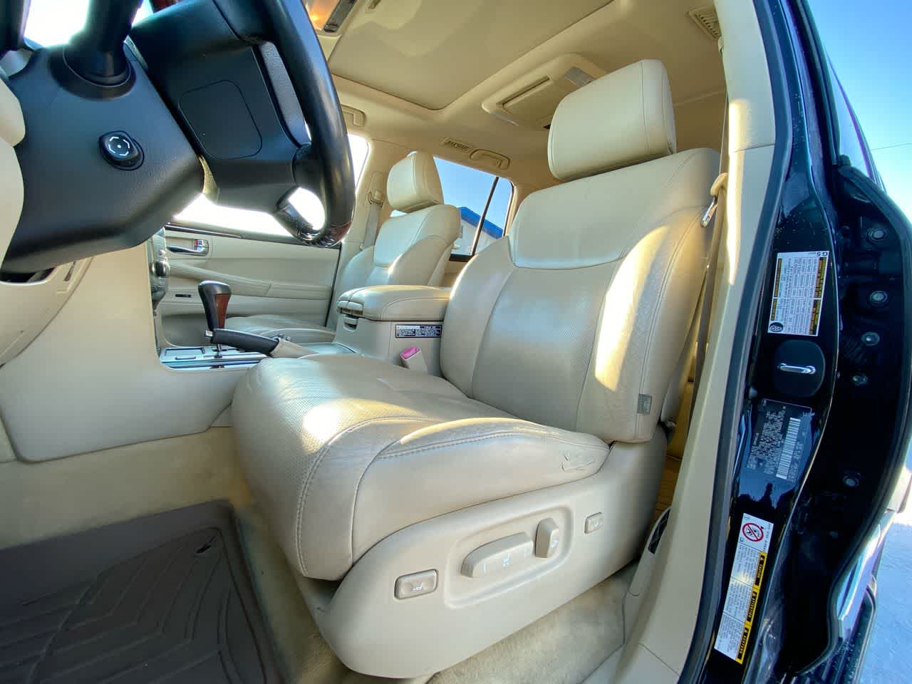 2010 Lexus LX 570 4