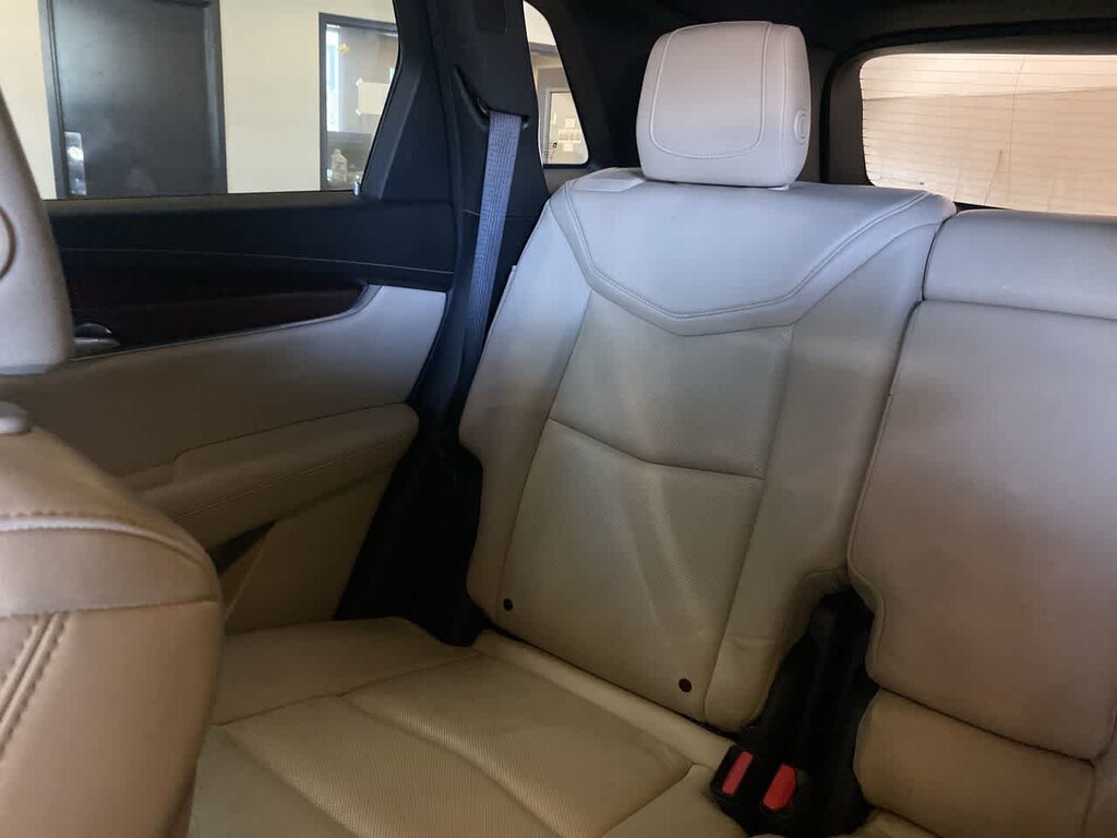 Used 2017 CADILLAC XT5 Luxury SUV